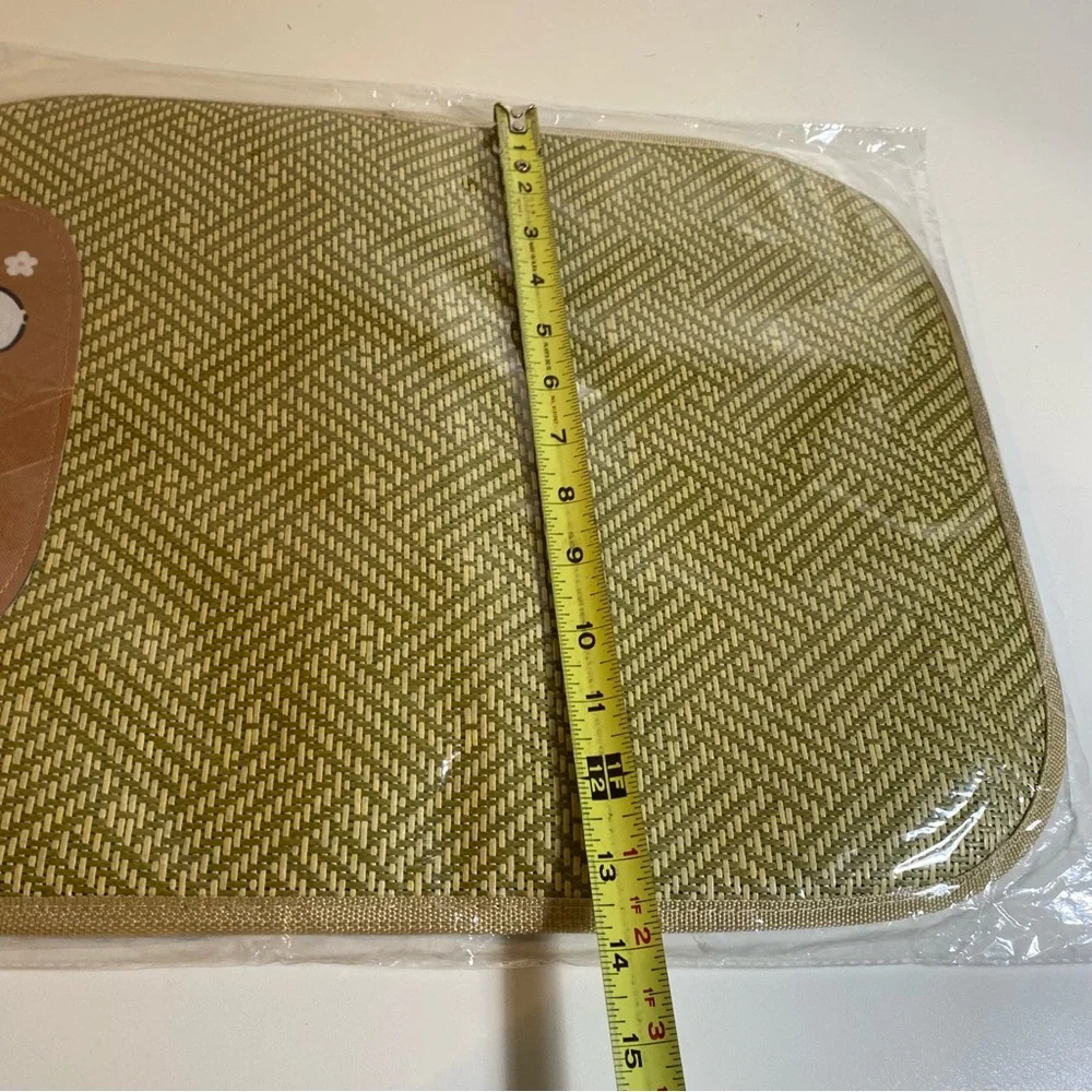 New In Packaging CALANDIS® Portable Small Dog Cat Rattan Cooling Mat 13.5”x17”